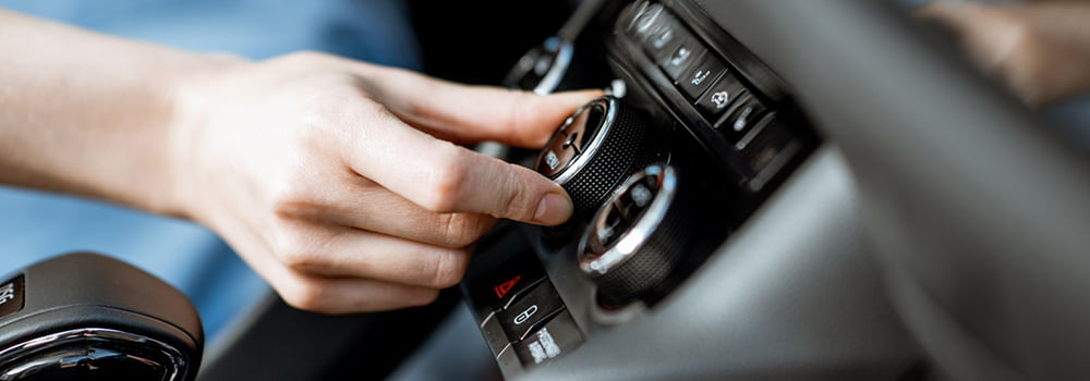 The temperature and humidity sensor in the car air conditioner has a problem, how to solve it?