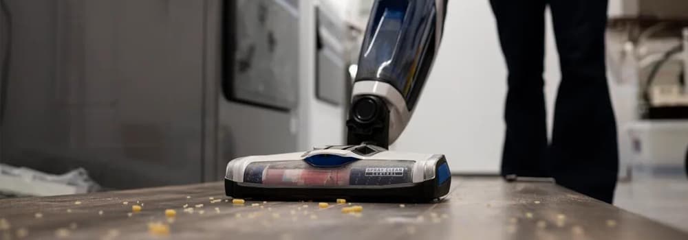 Modern Home Cleaning: Choosing the Right Vacuum Cleaner and the Role of Dust Sensors