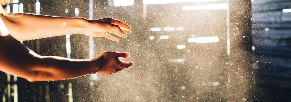 Judging indoor dust levels without tools